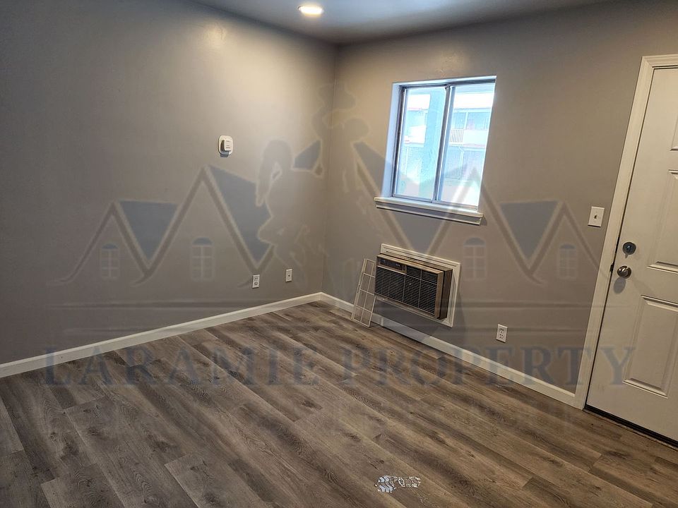 165 N 3rd St Apartment Rentals Laramie, WY Zillow