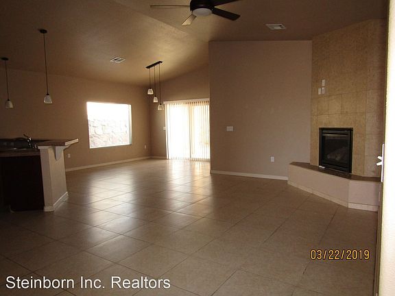 3rd image of 4714 Zachary Ln