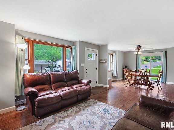 3rd image of 5723 N Eugenia Ln