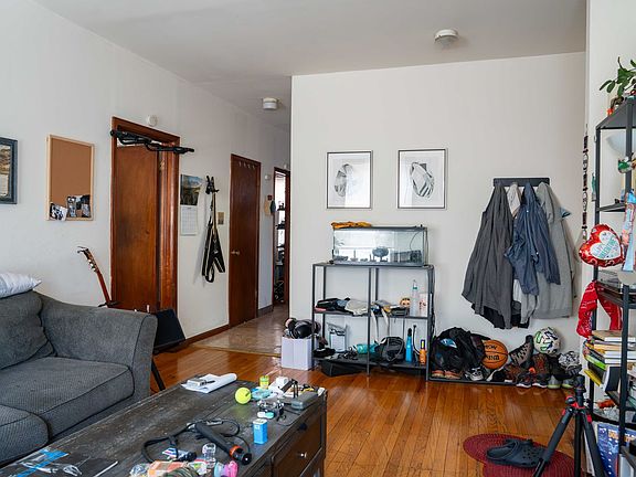 4th image of 4401-03 N Beacon St #20
