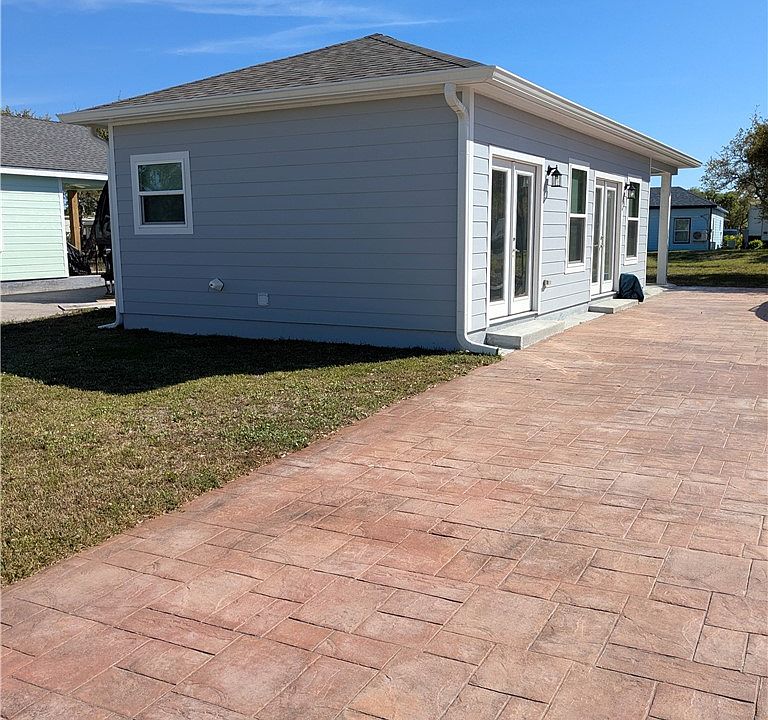 1st image of 111 Augusta Cir #111