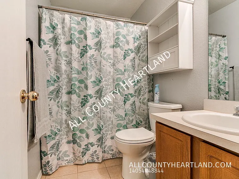 414 English Elm Ln — Photo 7