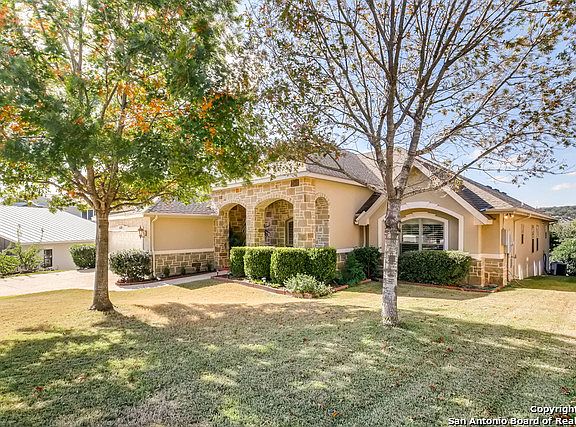 2nd image of 8138 Cedar Vista Dr
