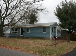 123 Wilson Ave, Warwick, RI 02889