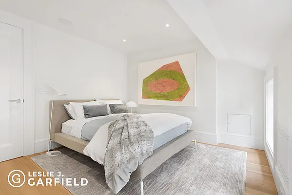 Rented by Leslie J. Garfield | media 12