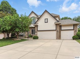 5418 S 165th St, Omaha, NE 68135