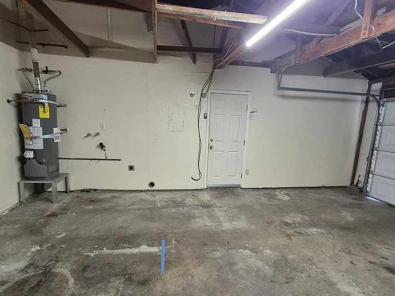 3332 Jayanne Way — Photo 10