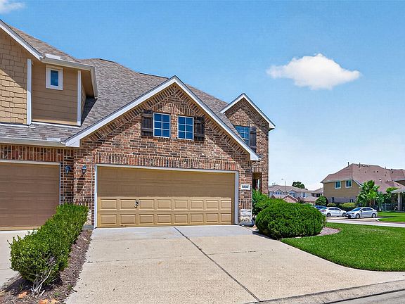 2nd image of 8506 Sunset Loch Dr