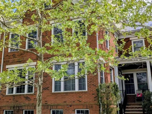 10 Okeson St, Plainsboro, NJ 08536