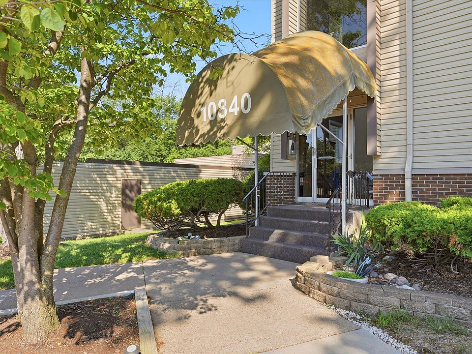 1st image of 10840 Rockford Rd APT 309