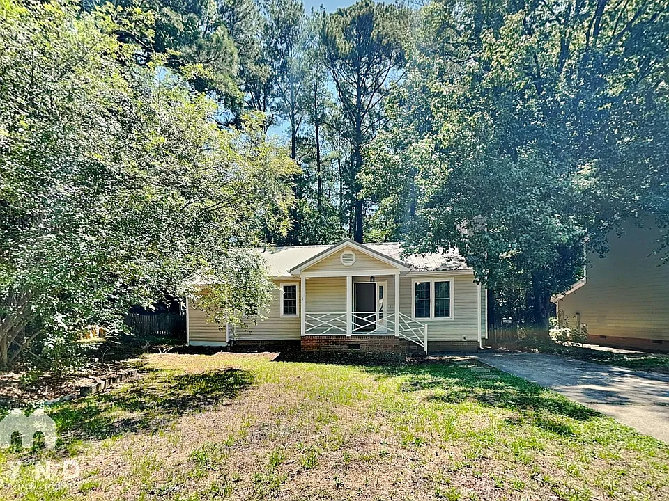 409 Crosspine Dr