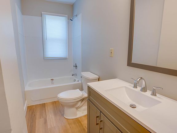 4th image of 81 S Princeton Ave #81
