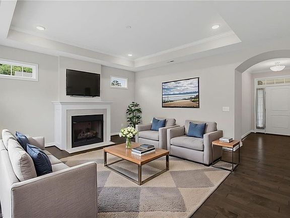 2nd image of 570 Tarrant Xing