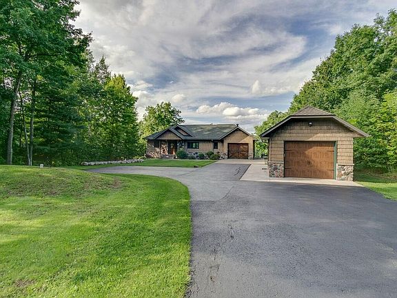 3rd image of 9358 W Woodlawn Dr