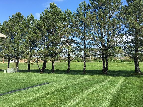 3rd image of 2072 Titleist Ln