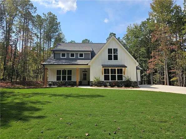6821 Phillips Mill Rd, Douglasville, GA 30135