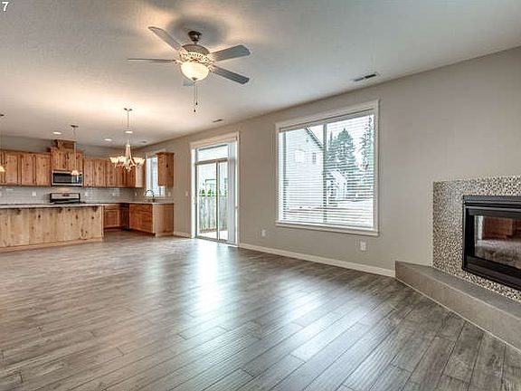 4th image of 243 Misty Dr