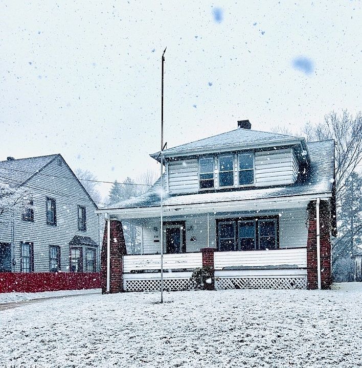 1st image of 238 Clarencedale Ave