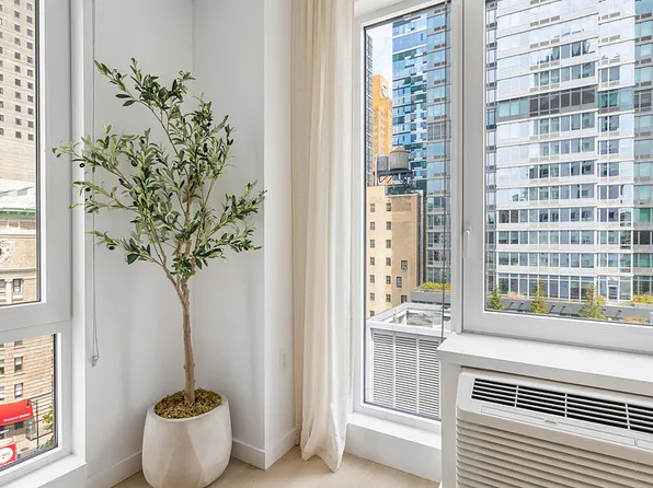 150 Lawrence Street image 6 of 36