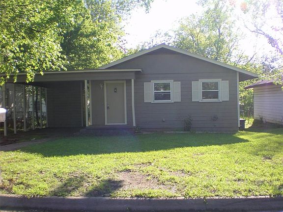 2nd image of 813 S Vaden St