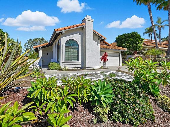 2nd image of 1776 Avenida La Posta