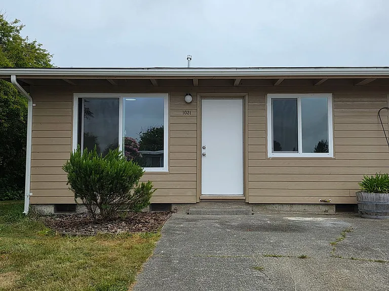 1031 Sun Rd — Photo 2