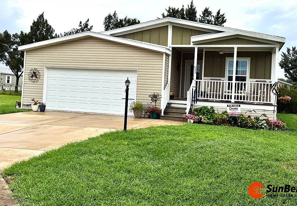 1st image of 633 Pine Brook Cir