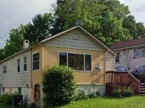 336 Burgess St, Beckley, WV 25801