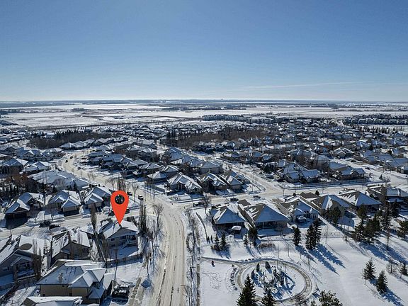 5th image of 60 Lauralcrest Pl