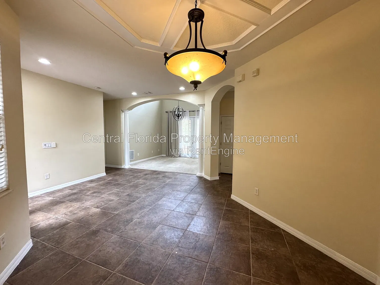 5 bed, 3.5 bath, 2626 sqft, $3,895 — Photo 4