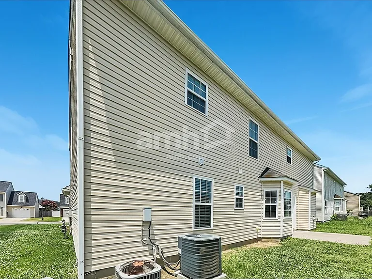 10116 Hawkeye Dr — Photo 20