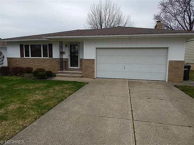 11030 Gross Dr photo 1