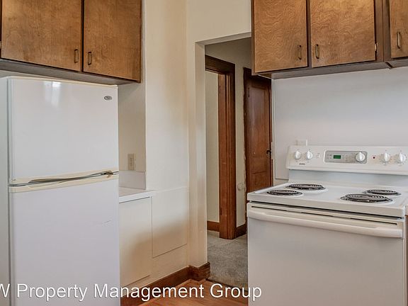 2nd image of 1604 7th St APT 3