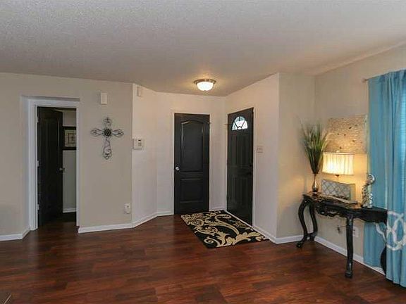 2nd image of 6333 Nightshade Dr
