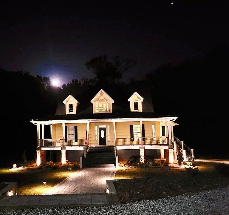1st image of 348 Berry Hill Dr