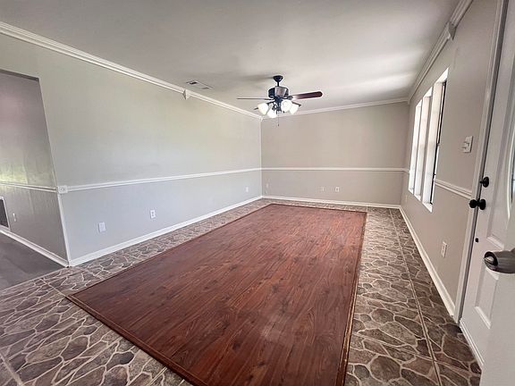 4th image of 2382 Lago Vista Dr