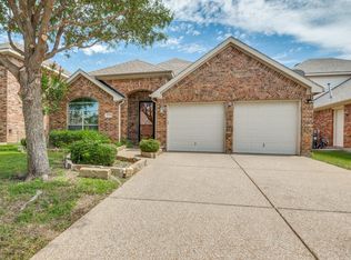 2767 Waterway Dr, Grand Prairie, TX 75054