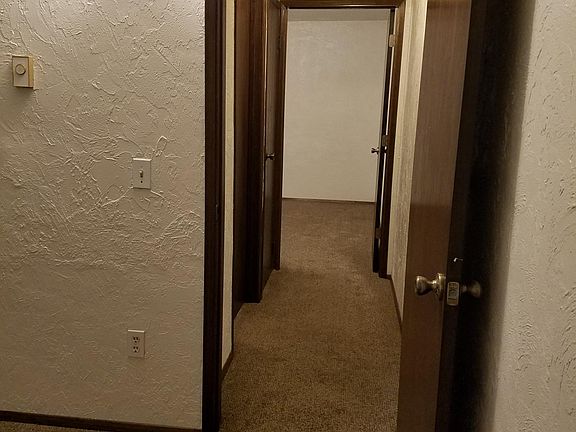 4th image of 2100 Meridian Ave N #101