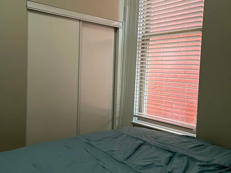 1104 Sheffield St #1 — Photo 9