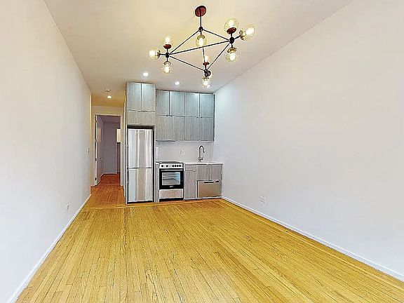 2nd image of 254 Seaman Ave APT E10