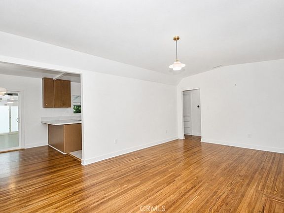 4th image of 612 King St