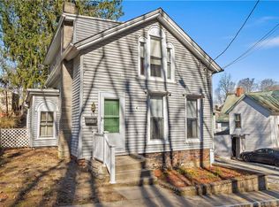 65 Spruce St, Norwich, CT 06360