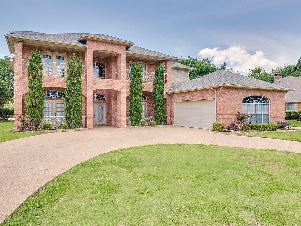1st image of 2701 Cedar Ct