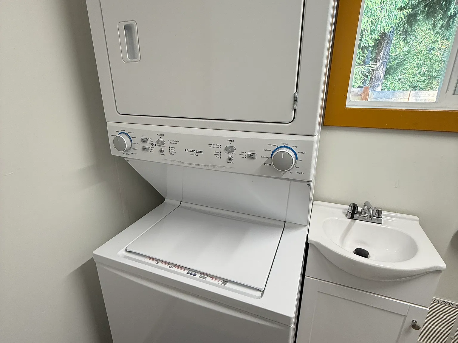 1 bed, 800 sqft, $2,000 — Photo 3