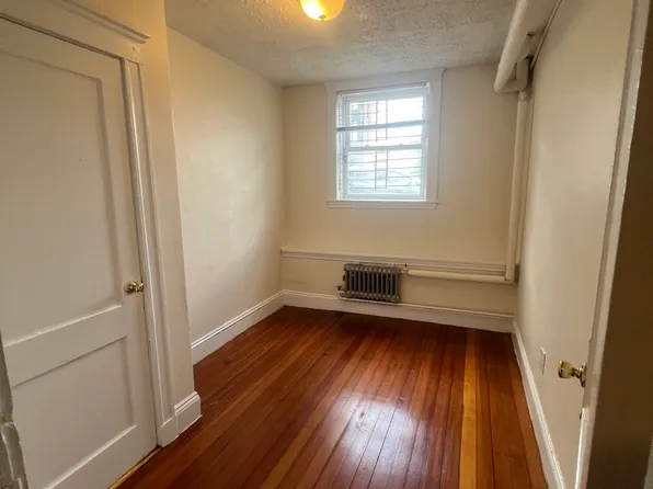 524 Cambridge St #U2, Allston, MA 02134