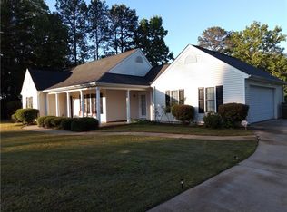 208 Dusty Dr, West Union, SC 29696