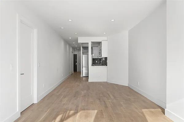 Rented by Maz Group NY | media 4