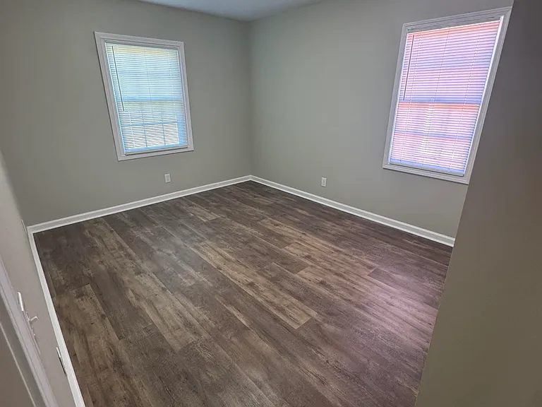 1318 N Dawson St — Photo 13