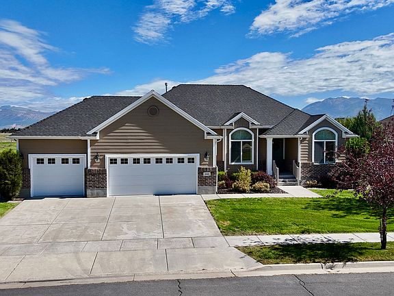 2nd image of 2444 N Hooded Crane Cir