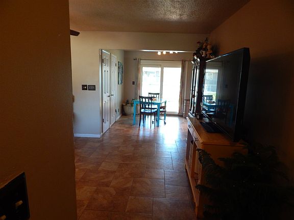 4th image of 3009 Dwelle Dr